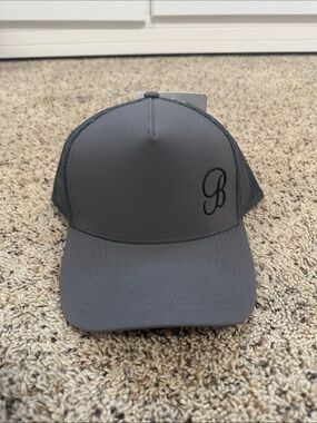 BNWT!! Bombshell Sportswear B Active Hat